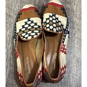Ramon Tenza Embroidered Tapestry Loafers 7.5 Leather Sole Spain Boho Flats